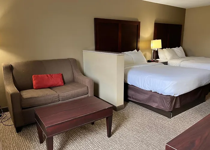 Days Inn & Suites By Wyndham Manheim Lebanon